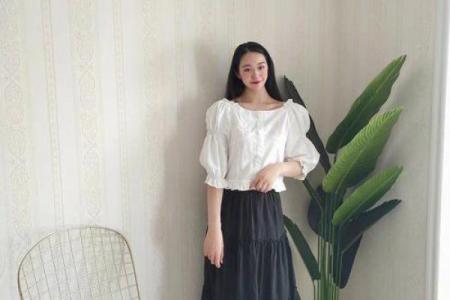 女生肩宽40的命运解析：从体态看人生机遇与挑战