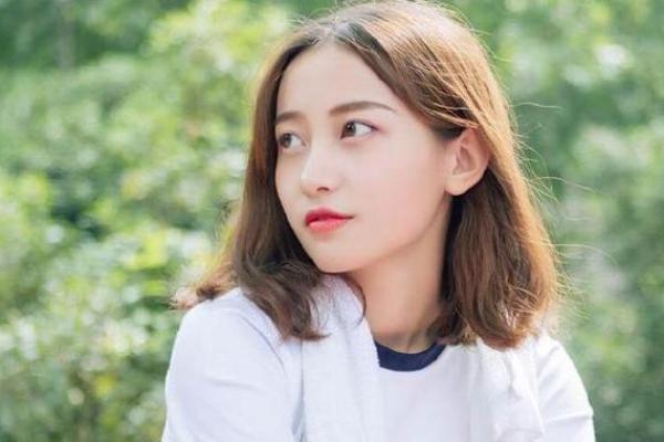 脚掌大拇指短的命运解析,揭示生活与你命运的微妙联系 脚掌大拇指短的命运解析,揭示生活与你命运的微妙联系