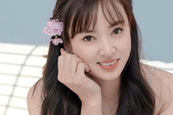 眼睛小的女人,命运如何?探索她们生命中的独特魅力与挑战 眼睛小的女人,命运如何?探索她们生命中的独特魅力与挑战