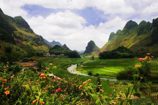 大溪水:和谐命配之美,探寻流淌的生命与爱情 大溪水:和谐命配之美,探寻流淌的生命与爱情