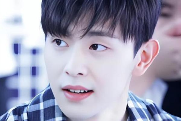 邓伦的生肖与命理：探寻这位明星背后的命运奥秘