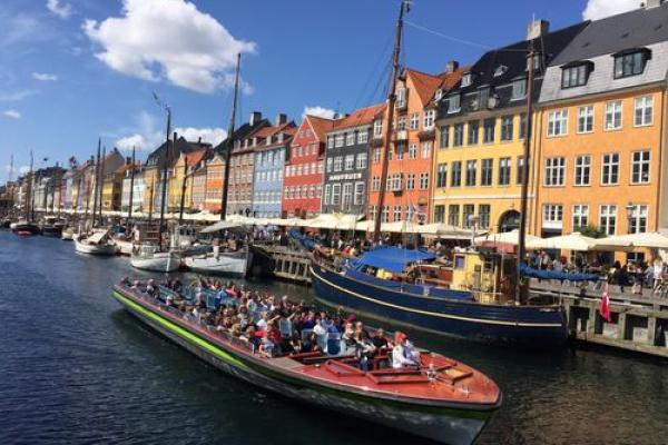 饿火命的色彩之梦:探寻火的热情与色彩的魅力 饿火命的色彩之梦:探寻火的热情与色彩的魅力