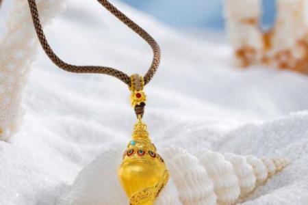 海中金命佩戴挂件的最佳选择与风水建议