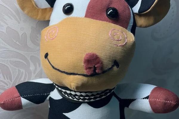 1961年属牛：勤劳与坚韧的象征，揭秘生肖牛的迷人魅力