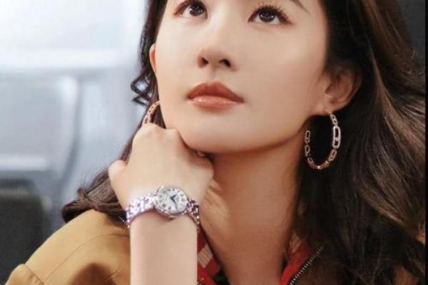 揭秘凤凰命女人的独特魅力与人生轨迹