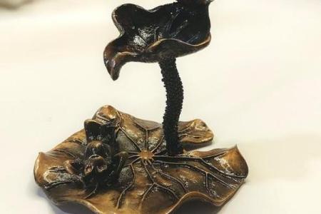 涧下水命家居摆件推荐：提升运势的法宝