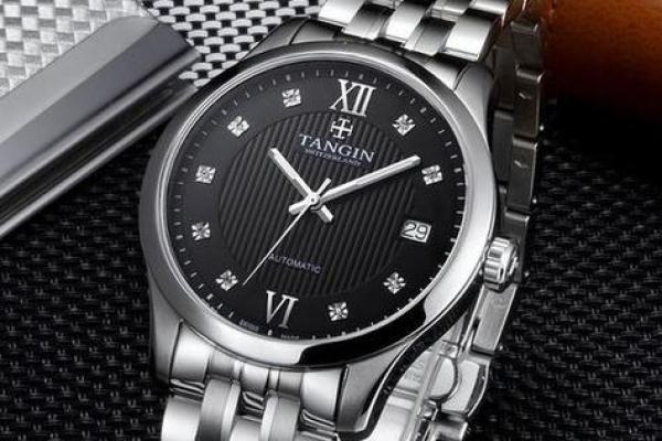 选择适合饿木命人士的手表：时尚与命理的完美结合