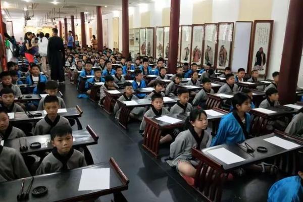 孩子乾隆命:探寻皇子的成长与责任之路 孩子乾隆命:探寻皇子的成长与责任之路