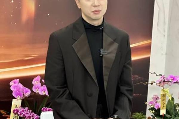 88年马龙命运解析:星辉背后的传奇人生 88年马龙命运解析:星辉背后的传奇人生