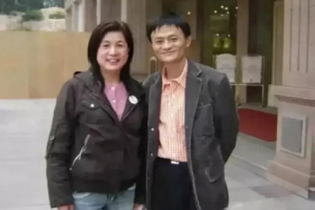 严嵩：长寿背后的智慧与人生哲学