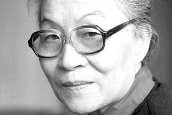 1980年出生女性的命运与人生解析:智慧与坚韧的交织 1980年出生女性的命运与人生解析:智慧与坚韧的交织