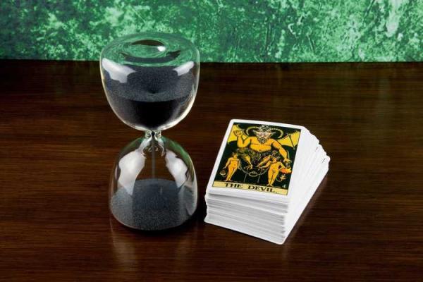 命理学的奥秘:人生密码与自我提升的钥匙 命理学的奥秘:人生密码与自我提升的钥匙