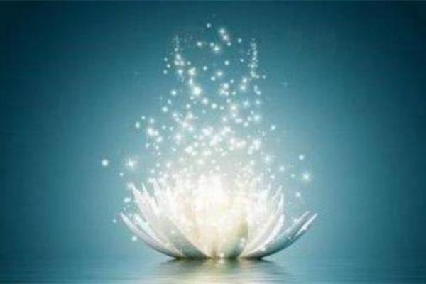 海中金命的女人与财运:通向丰盈人生的合命之道 海中金命的女人与财运:通向丰盈人生的合命之道