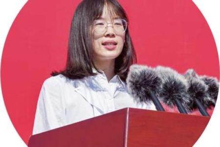 1990年出生的命女：星辰大海，勇敢追梦的旅程