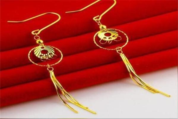 金命者如何选择内衣颜色,增添运势与魅力! 金命者如何选择内衣颜色,增添运势与魅力!