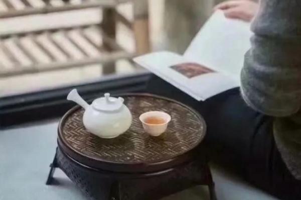 探寻紫薇星的魅力：揭示为什么她是夫妻命的根源