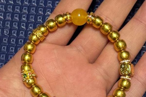 巧妙搭配:海底金命的文玩佩戴介绍与建议 巧妙搭配:海底金命的文玩佩戴介绍与建议