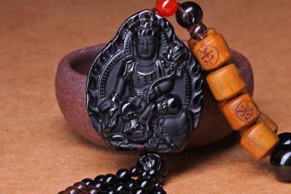 木命之人适合佩戴的古玩：增旺运势的法宝
