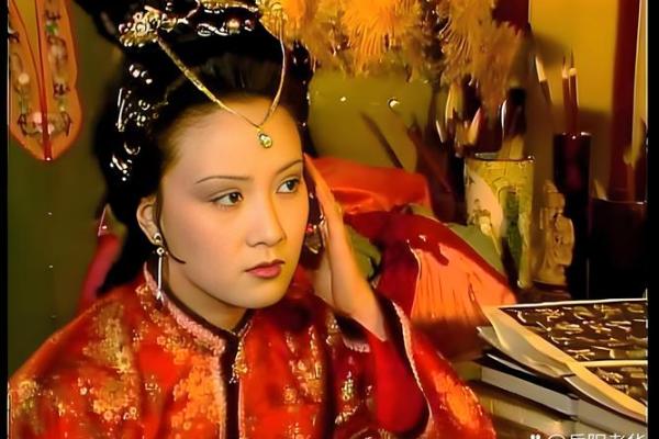探秘王熙凤:红楼梦中的命格与智慧之女 探秘王熙凤:红楼梦中的命格与智慧之女