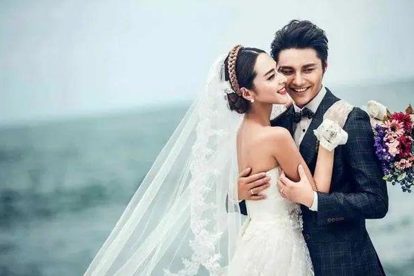 金男火女的命理搭配:激情与和谐的爱情之路 金男火女的命理搭配:激情与和谐的爱情之路