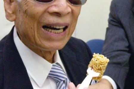 山寨食品的崛起：传统美味的新挑战与机遇