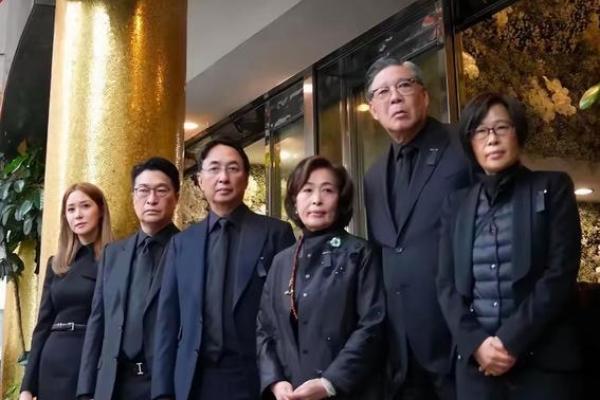 徐子淇的幸福人生:从童年到人生赢家的精彩旅程 徐子淇的幸福人生:从童年到人生赢家的精彩旅程