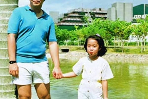 徐子淇的幸福人生:从童年到人生赢家的精彩旅程 徐子淇的幸福人生:从童年到人生赢家的精彩旅程