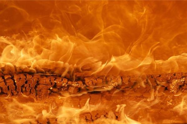 土命与火命的色彩交融：打造和谐美丽的生活环境