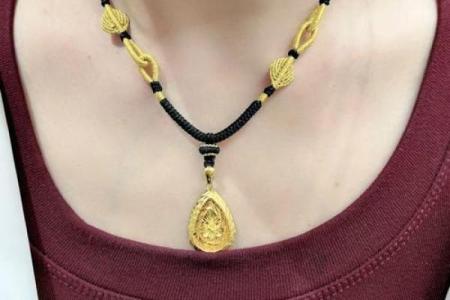 探讨水命者适合佩戴的首饰，为你的气场增值！