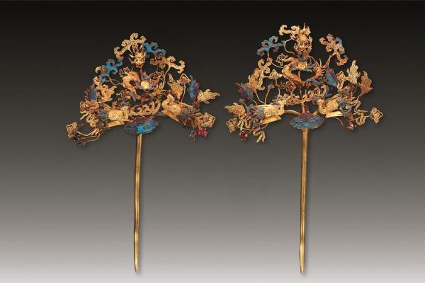 钗钏金命男的最佳配对：命运与爱情的完美结合