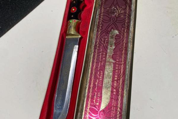 英吉沙小刀:锻造传统与现代的完美结合 英吉沙小刀:锻造传统与现代的完美结合