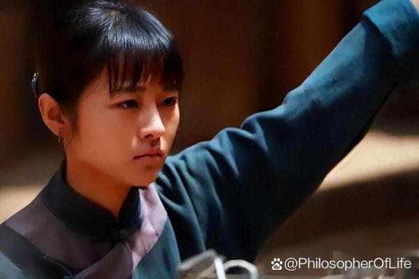 女人守空房：孤独的另一种命运与自我重塑