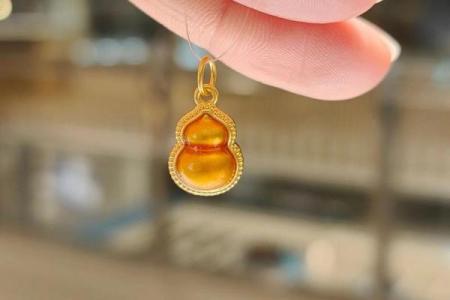 金命缺水人士适合佩戴的首饰，助你增运招财！