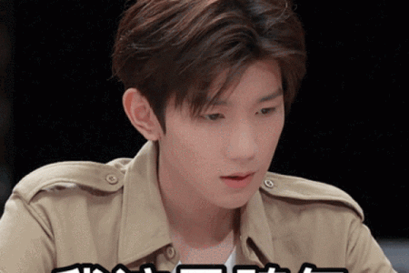 李连杰拼什么命：那些让你笑中带泪的表情包背后的故事